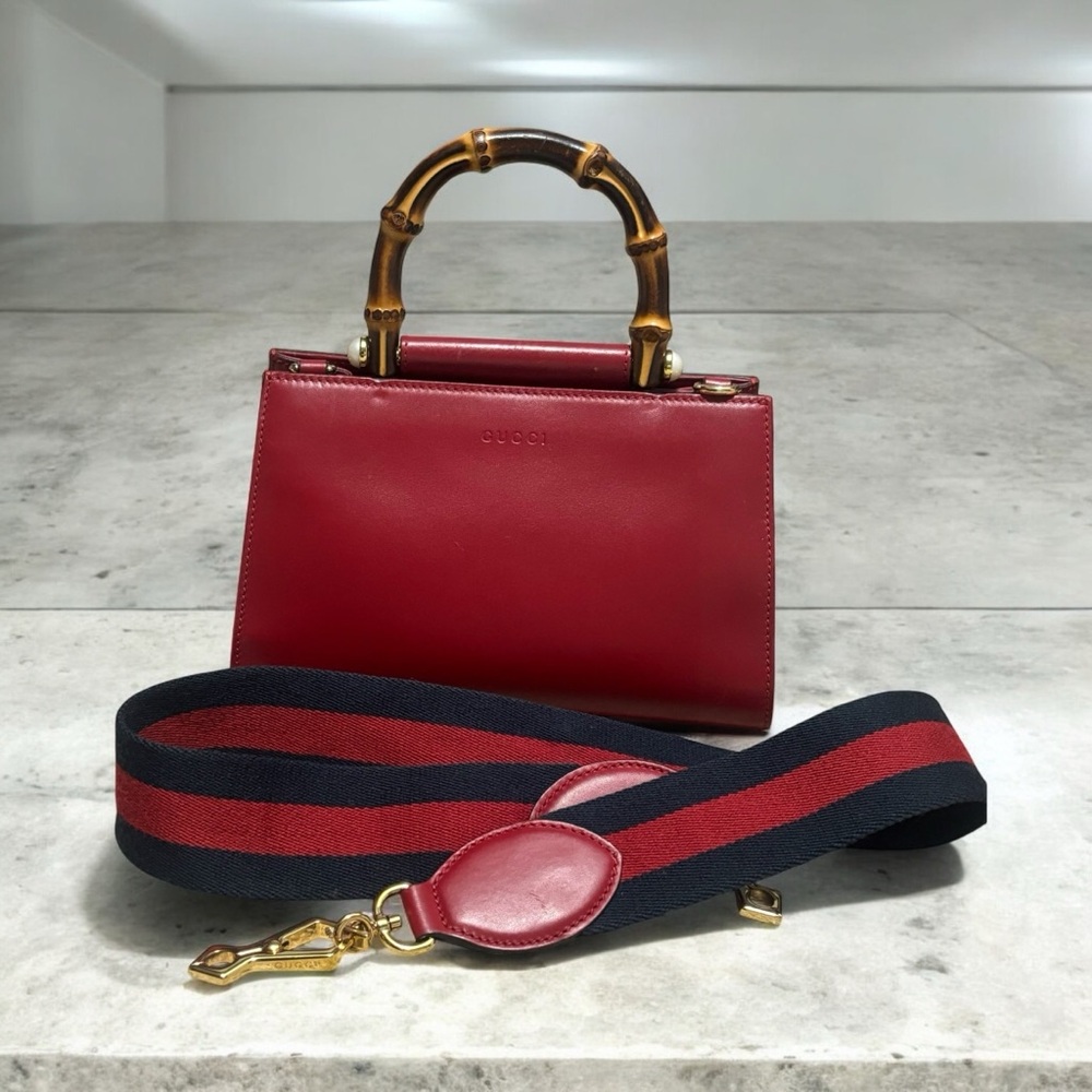 Red GUCCI Mini Bamboo Nymphaea Satchel - Picture 2 of 16